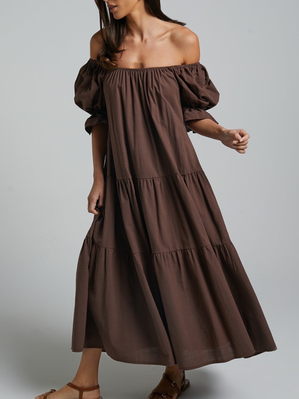 NWT REVOLVE Australia SHOWPO Zaharrah tiered midi dress US 6 chocolate brown - Picture 11 of 11